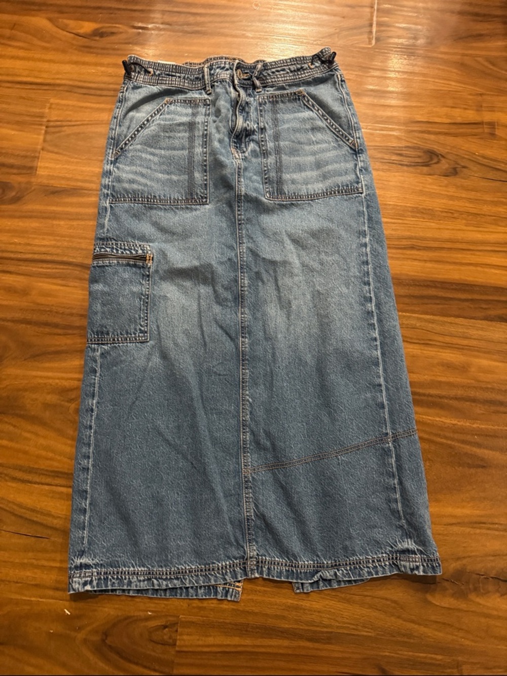 American Eagle Light Blue Denim Skirt with Contrast Stitching